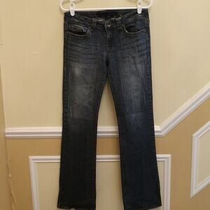 Refuge Women's Low Rise Jeans Distressed Bootcut Whiskering Style 1970-32 sz 9R